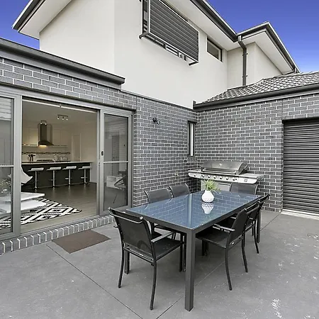 Palm Grove Beach House Dromana Exterior photo